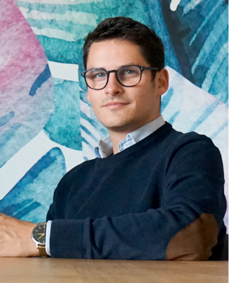 Maro Alavanja, direktor